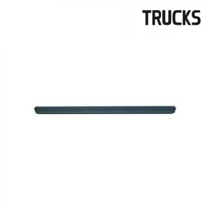 VOLVO FH 2013 LOWER MIDDLE APRON GRAINED 82101912